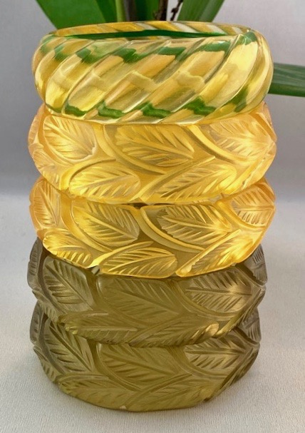 LG161 contemporary carved transparent  lucite bangles